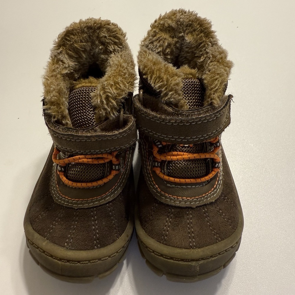 Osh Kosh B'gosh Marley 2 Boys All‎ Season Fall Winter Boots SZ 6 Brown Suede EUC